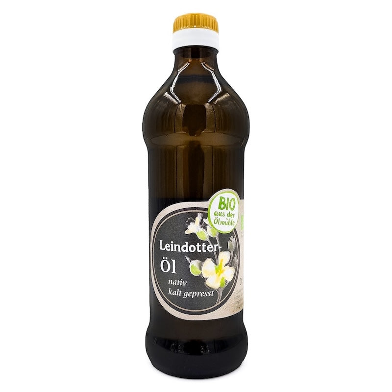 Bio Leindotteröl nativ kaltgepresst, 500 ml in brauner Glasflasche der Ölmühle Garting mit beigem Etikett auf weißem Hintergrund