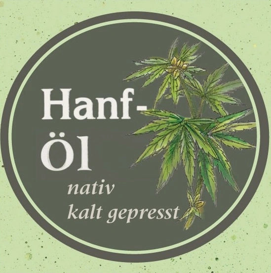 Etikett des Hanfoels nativ kaltgepresst: Oelmuehle Garting mit gruenen Hanfblättern gezeichnet