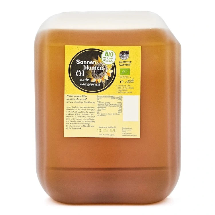 Bio Sonnenblumenöl nativ kaltgepresst, 10 Liter in Kanister der Ölmühle Garting auf weißem Hintergrund