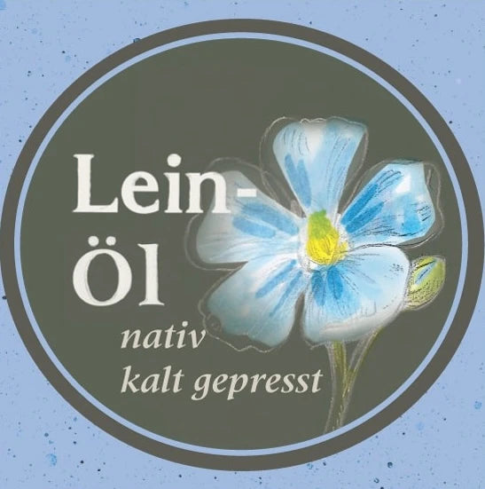 Etikett des Leinoels nativ kaltgepresst: Oelmuehle Garting mit blauer Leinbluete